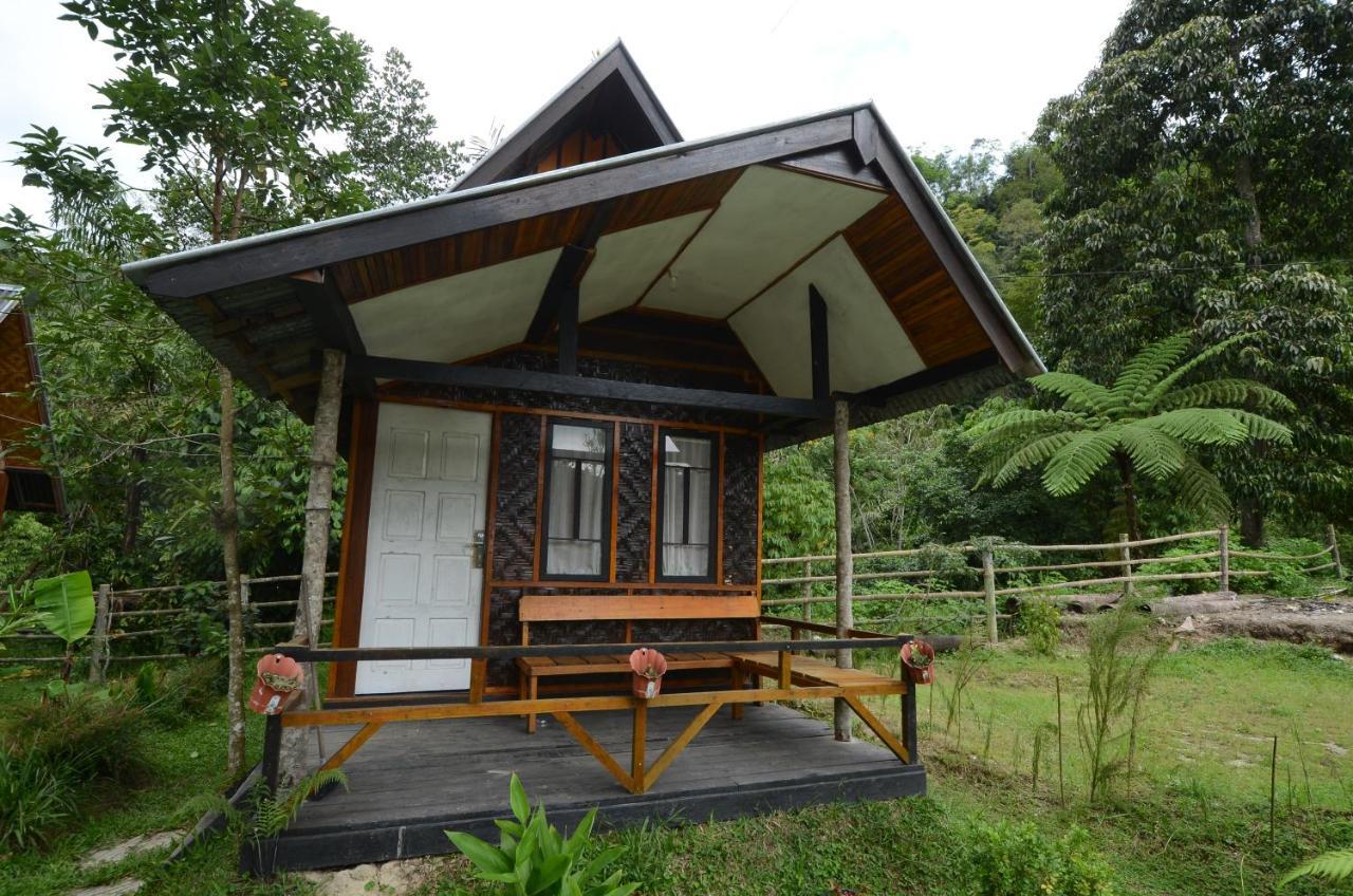 Canyon Jungle Stay Bukittinggi Esterno foto